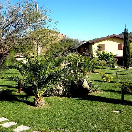 Tenuta Santa Maria مزرعة للإقامة *